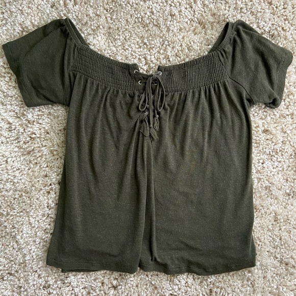 Top - Picture 1 of 2